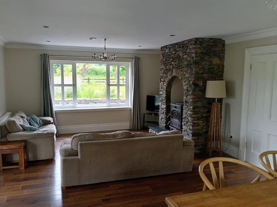 Conveniently Located House To Enjoy All Of Kerry Tralee Dış mekan fotoğraf